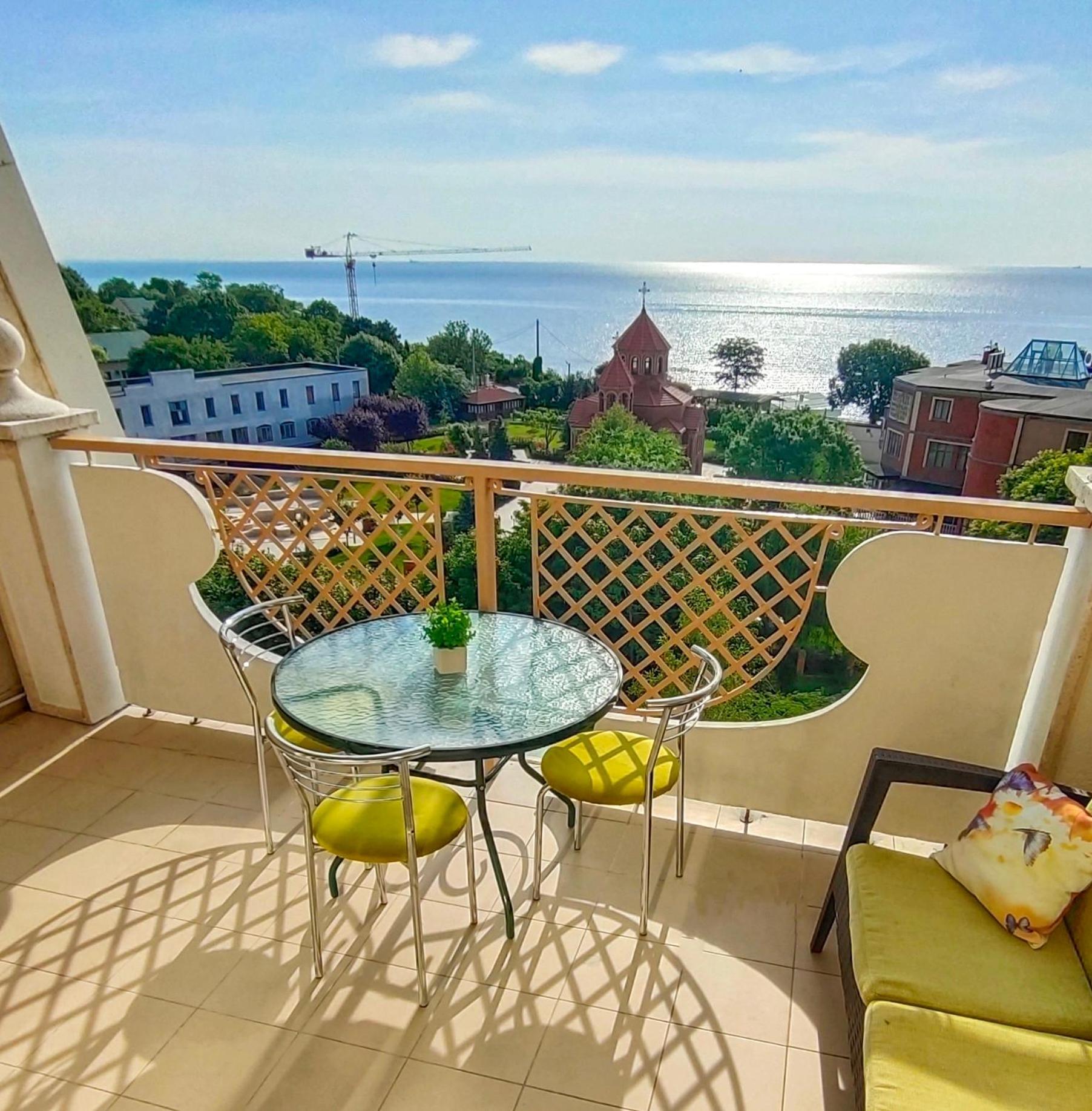 Apartment In Arcadia Palace With Sea View! Odessa Esterno foto
