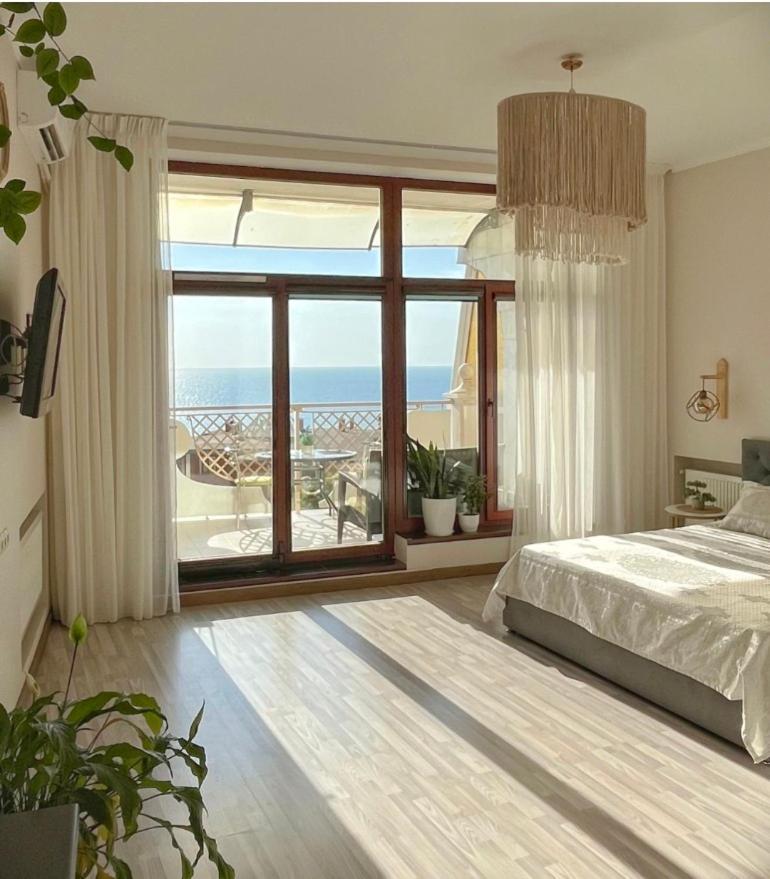 Apartment In Arcadia Palace With Sea View! Odessa Esterno foto